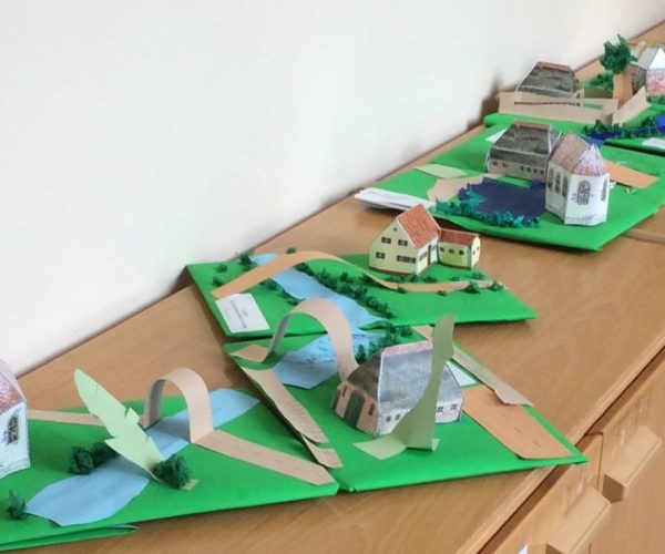 Class 1 Kings Caple Village Scenes 2