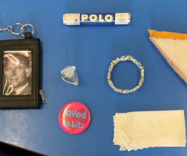Contents of the queens handbag