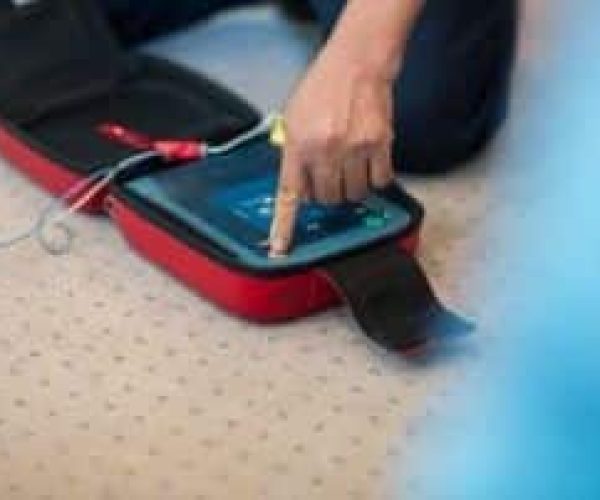 Defibrillator